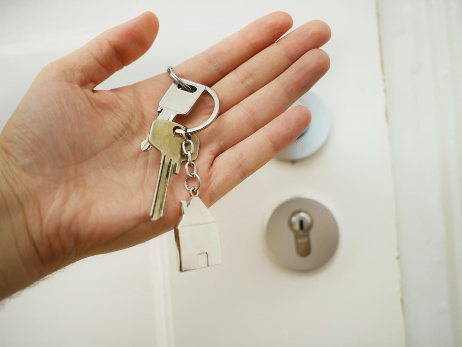 Why Book Direct: What You Get by Skipping the Booking Platforms